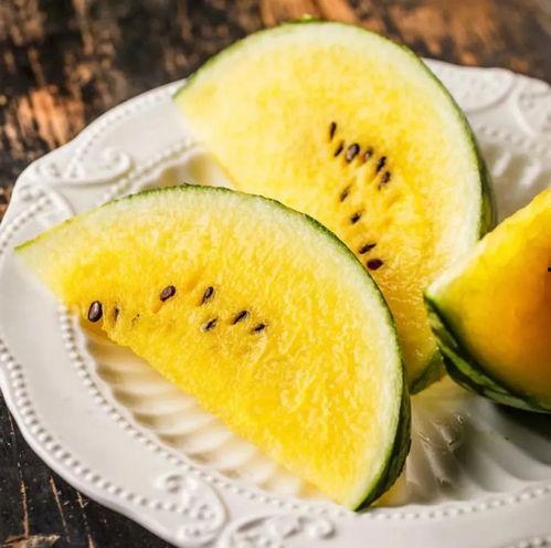 三球吃瓜,揭秘娱乐圈的甜蜜瓜田